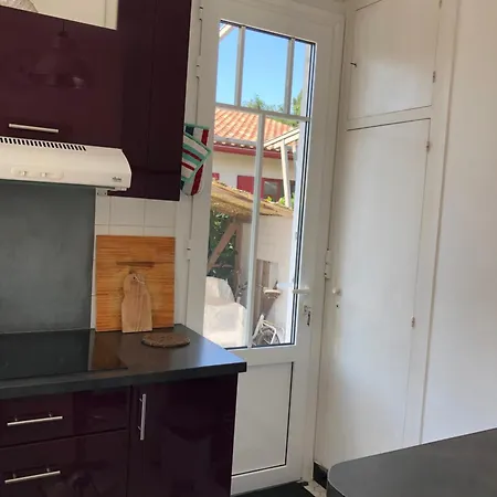 Дом отдыха Vacances-esprit-cabanes Андерно-ле-Бэн